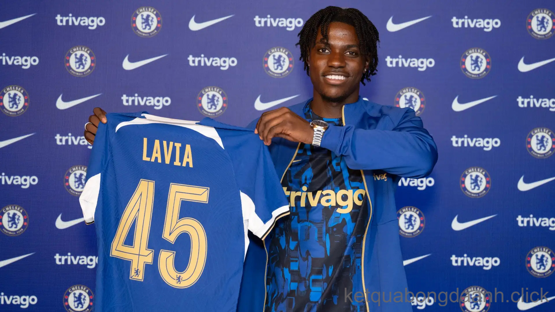 Romeo Lavia gia nhập Chelsea